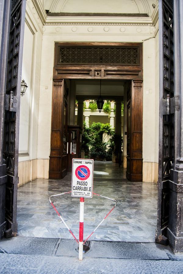Civico 7 Bed & Breakfast Napoli Dış mekan fotoğraf
